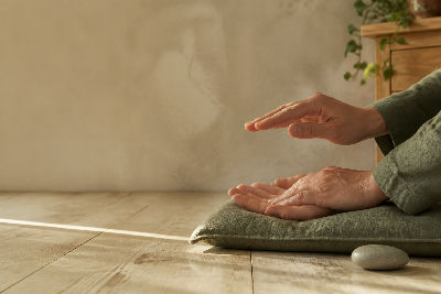 Massage et reiki : quelles différences ?