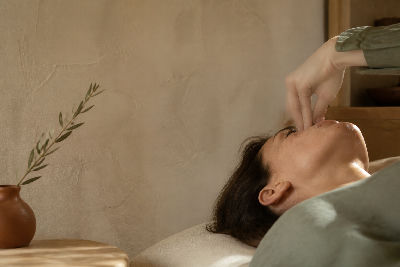 Massage des sinus : soulager la sinusite et la rhinite par le toucher