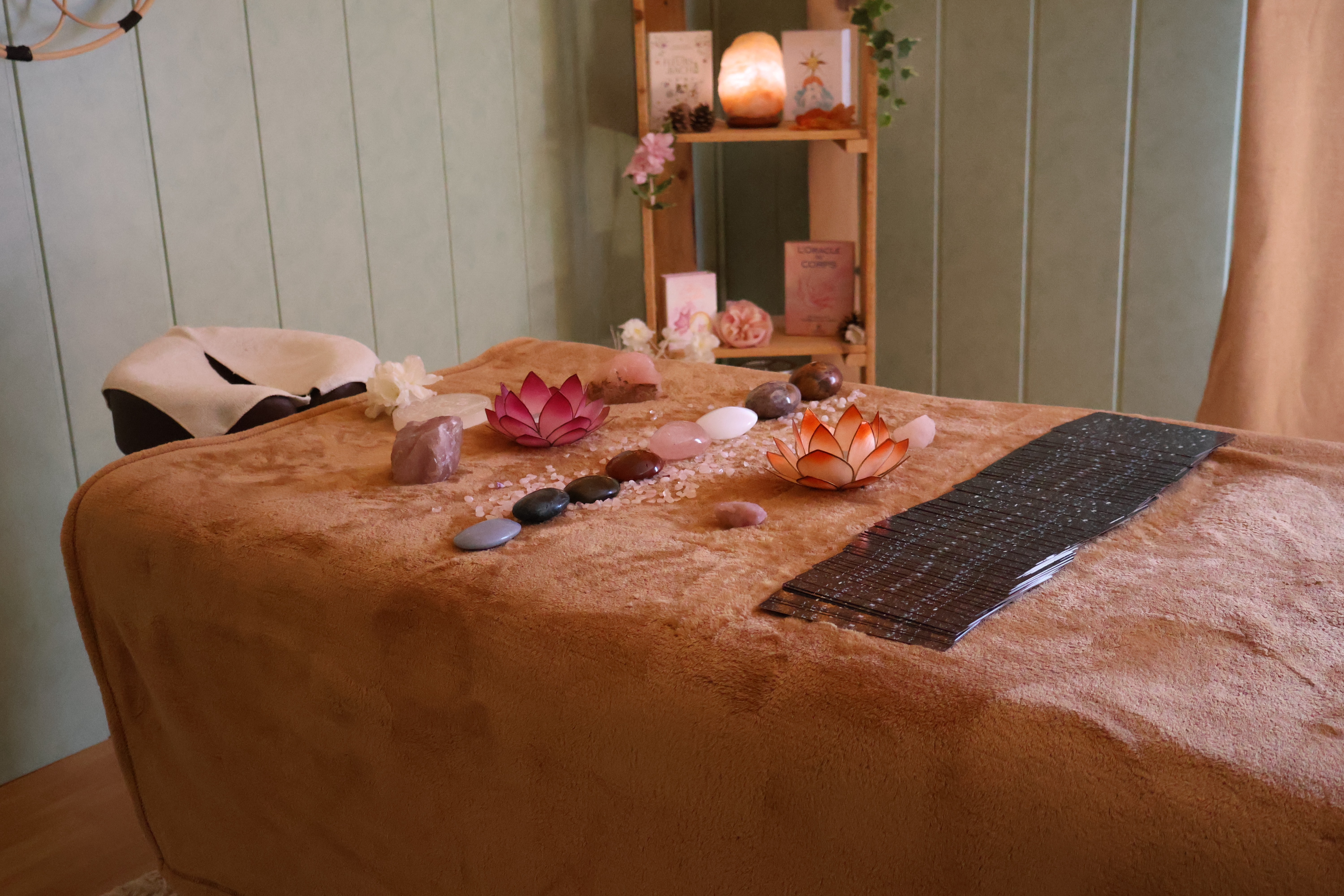 Portrait de 4 Temps - Massage, Tirage et Lithothérapie